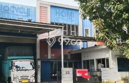 LOKASI PREMIUM! Gudang di Setu, Luas 540m2m², Lokasi Niaga LOKASI PREMIUM! Gudang di Setu, Luas 540m2m², Lokasi Niaga
