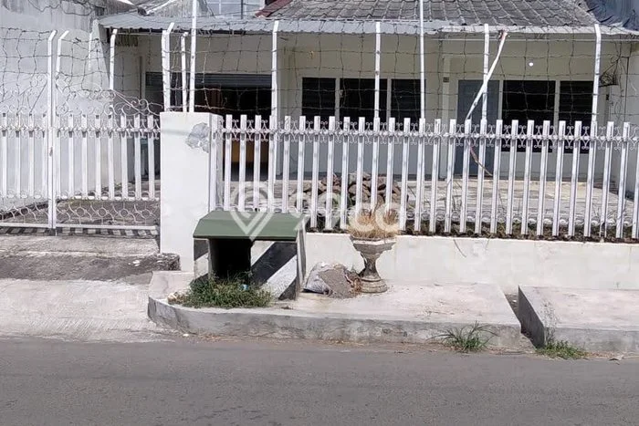 Rumah sewa siap huni 3 KT di Sukomanunggal, Surabaya Rumah sewa siap huni 3 KT di Sukomanunggal, Surabaya