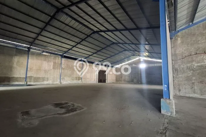 Disewakan Gudang di Kawasan Ramai Gresik Kota Luas 3500m2 Disewakan Gudang di Kawasan Ramai Gresik Kota Luas 3500m2