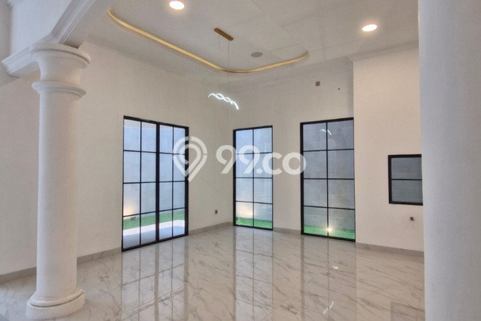 Dijual Rumah Luas Megah Dengan View Eksklusif di Tomang, Jakarta Barat Dijual Rumah Luas Megah Dengan View Eksklusif di Tomang, Jakarta Barat
