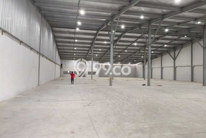 Disewakan Gudang di Kawasan Ramai Cikokol Luas 2085m2 Disewakan Gudang di Kawasan Ramai Cikokol Luas 2085m2