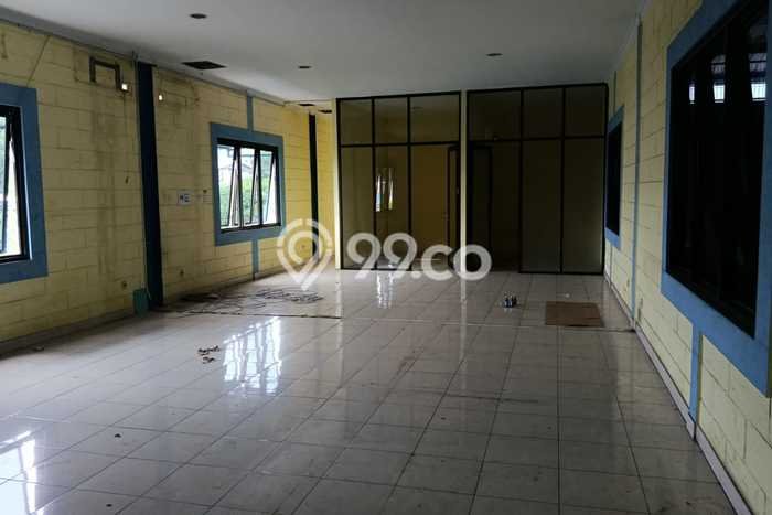 Unit Gudang Paling Strategis di Karawaci Tangerang dengan LB 750m2 Unit Gudang Paling Strategis di Karawaci Tangerang dengan LB 750m2