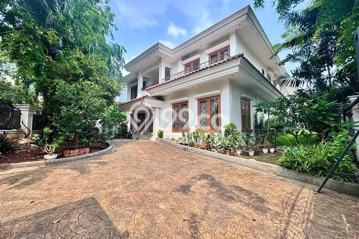 Rumah Mewah LB 1500m2 Siap Huni Desain Elegan di Mega Kuningan, Jakarta Selatan Rumah Mewah LB 1500m2 Siap Huni Desain Elegan di Mega Kuningan, Jakarta Selatan