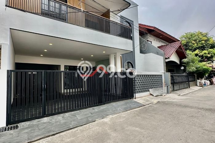 Jual Rumah Luas Megah Dengan View Cantik di Ampera, Jakarta Selatan Jual Rumah Luas Megah Dengan View Cantik di Ampera, Jakarta Selatan