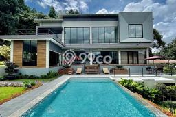 Hunian Elit LB 400m2 Siap Pakai Desain Elegan di Puncak, Bogor Hunian Elit LB 400m2 Siap Pakai Desain Elegan di Puncak, Bogor