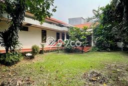SPECIAL OFFER! Rumah Nyaman area Lebak Bulus, Luas 1100m² LB 500m² SPECIAL OFFER! Rumah Nyaman area Lebak Bulus, Luas 1100m² LB 500m²