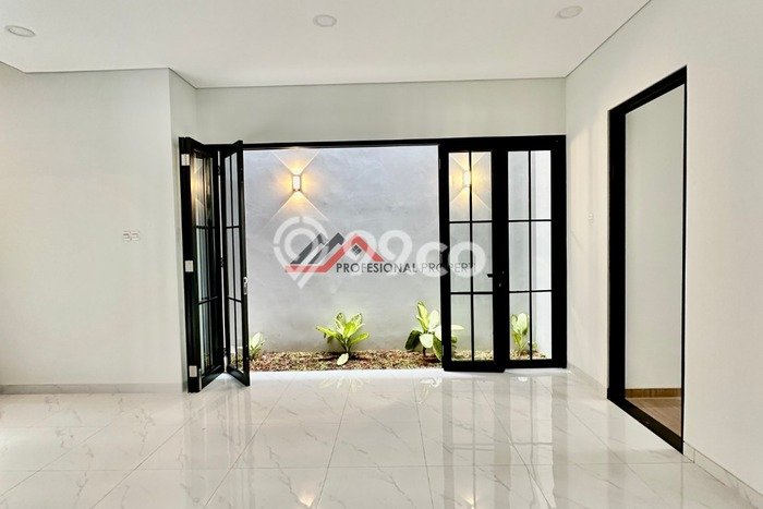 Jual Rumah Luas Megah Dengan View Cantik di Ampera, Jakarta Selatan Jual Rumah Luas Megah Dengan View Cantik di Ampera, Jakarta Selatan
