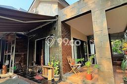 Hunian Mewah LB 145m2 Siap Pakai Desain Elegan di Bintaro, Tangerang Selatan Hunian Mewah LB 145m2 Siap Pakai Desain Elegan di Bintaro, Tangerang Selatan
