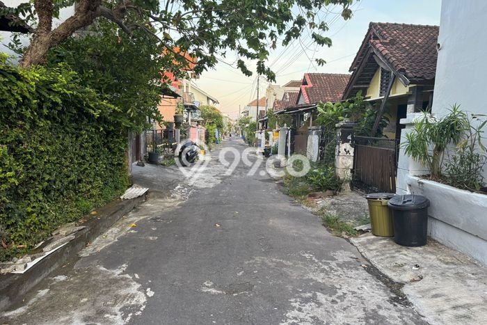 For Sale Rumah 5 Kamar Lokasi Ideal Nyaman dan Strategis di Denpasar Barat For Sale Rumah 5 Kamar Lokasi Ideal Nyaman dan Strategis di Denpasar Barat