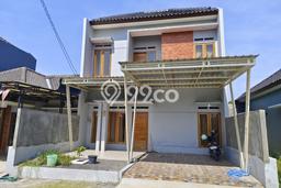 Rumah SUPER MEWAH! area Gentan, Solo, Luas 78m2m² Bangunan 120m2m², BISA KPR Rumah SUPER MEWAH! area Gentan, Solo, Luas 78m2m² Bangunan 120m2m², BISA KPR