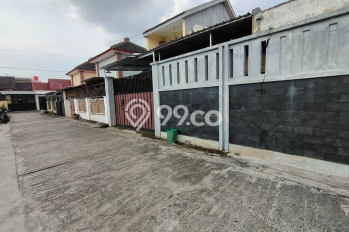 Hunian Cantik Modern Lb 150m2 di Colomadu, Solo Hunian Cantik Modern Lb 150m2 di Colomadu, Solo
