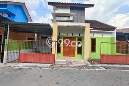Disewakan segera rumah minimalis lokasi strategis 2 Kamar di Gentan, Solo Disewakan segera rumah minimalis lokasi strategis 2 Kamar di Gentan, Solo