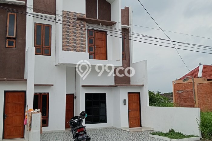 BEST DEAL! Rumah Untuk Investasi area Kartasura, LT 85m2m² LB 80m2m² BEST DEAL! Rumah Untuk Investasi area Kartasura, LT 85m2m² LB 80m2m²