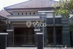 Lokasi terbaik! Rumah siap huni disewakan di Colomadu LB 120m2 Lokasi terbaik! Rumah siap huni disewakan di Colomadu LB 120m2
