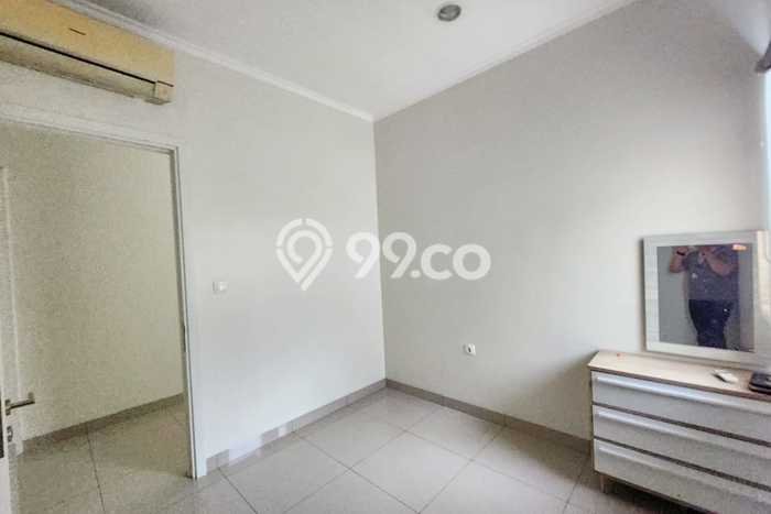Disewakan! Rumah 3 Kamar Tidur &
3 Kamar Mandi di Summarecon Bandung, Bandung Disewakan! Rumah 3 Kamar Tidur &
3 Kamar Mandi di Summarecon Bandung, Bandung