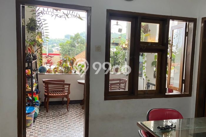 Siap Huni Hunian Elit 5 Kamar di Cimahi Tengah Dekat ke Mana Pun Siap Huni Hunian Elit 5 Kamar di Cimahi Tengah Dekat ke Mana Pun