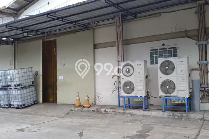 Disewakan Gudang di Pusat Kota Bandung Ramai Strategis Disewakan Gudang di Pusat Kota Bandung Ramai Strategis