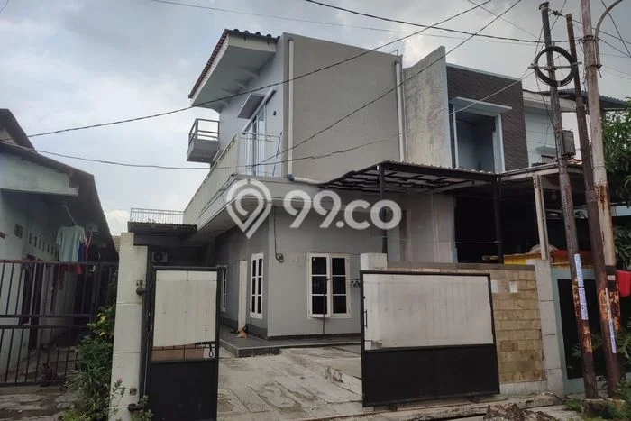 Aset Investasi! Kost Dijual di Medan Satria, Bekasi, 5 KT, 2 KM, Luas 120m2 Aset Investasi! Kost Dijual di Medan Satria, Bekasi, 5 KT, 2 KM, Luas 120m2