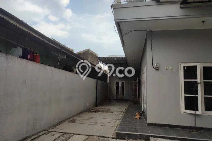 Aset Investasi! Kost Dijual di Medan Satria, Bekasi, 5 KT, 2 KM, Luas 120m2 Aset Investasi! Kost Dijual di Medan Satria, Bekasi, 5 KT, 2 KM, Luas 120m2