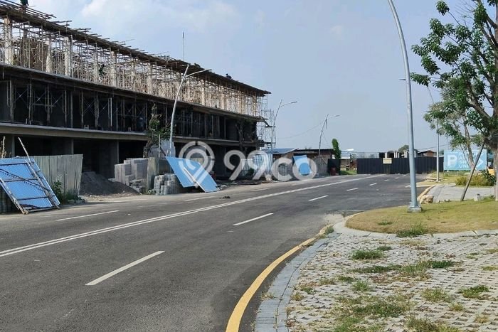 Ruko Strategis Kawasan Gresik, Luas 200m2m², Area Komersial, Lokasi Ramai Ruko Strategis Kawasan Gresik, Luas 200m2m², Area Komersial, Lokasi Ramai