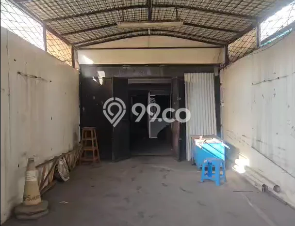 LOKASI STRATEGIS! Ruko Kawasan Pangeran Jayakarta, Luas 200m², Area Komersial, Jalan Utama LOKASI STRATEGIS! Ruko Kawasan Pangeran Jayakarta, Luas 200m², Area Komersial, Jalan Utama