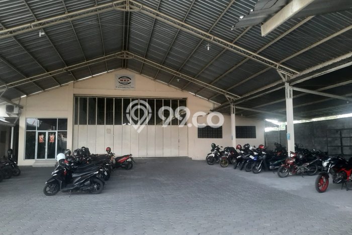 Gudang disewakan lokasi strategis Sleman Sleman 1296m2 Gudang disewakan lokasi strategis Sleman Sleman 1296m2