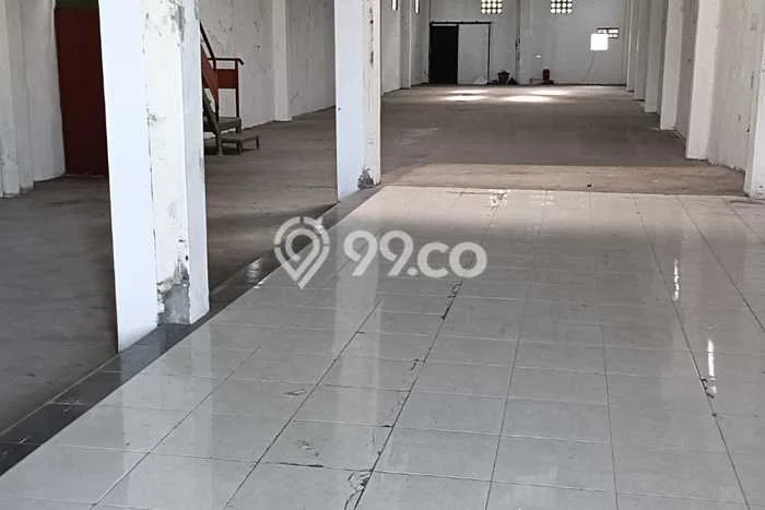 Unit Gudang Disewa Lokasi Kalasan, Sleman Spesifikasi Luas Bangunan 550m2 Unit Gudang Disewa Lokasi Kalasan, Sleman Spesifikasi Luas Bangunan 550m2