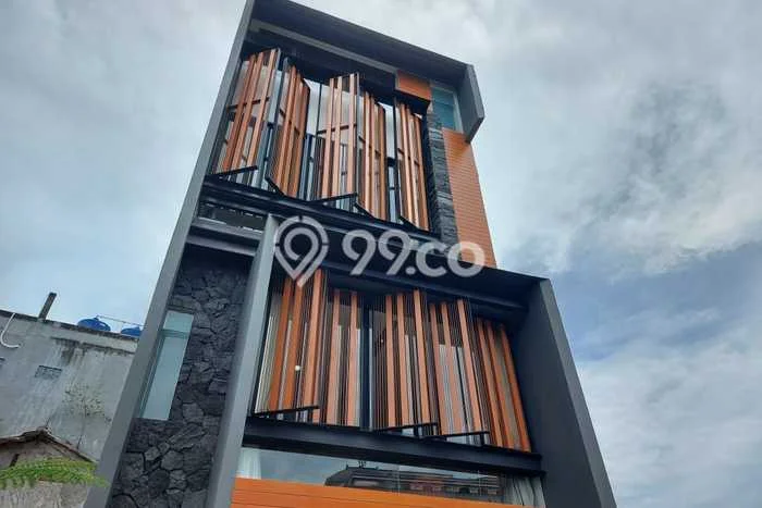 Dijual Rumah Luas Megah Dengan View Cantik di Mampang, Jakarta Selatan Dijual Rumah Luas Megah Dengan View Cantik di Mampang, Jakarta Selatan