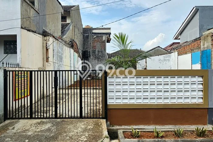 Lahan Dijual Lokasi Pamulang, Tangerang Selatan dengan Luas Tanah 192m2 dan Status - Lahan Dijual Lokasi Pamulang, Tangerang Selatan dengan Luas Tanah 192m2 dan Status -