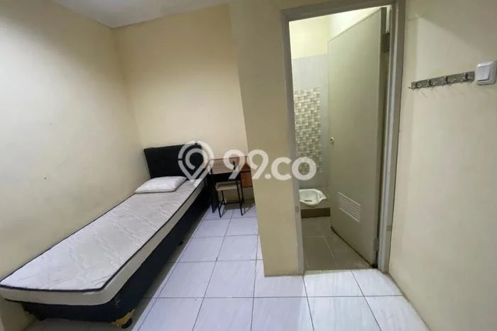 Dijual Segera Rumah Kost di Bintaro, Tangerang Selatan 7 Kamar Dijual Segera Rumah Kost di Bintaro, Tangerang Selatan 7 Kamar