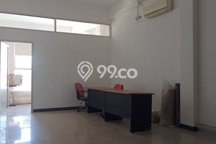Unit Ruko Dijual di Surabaya LT 80m2 & LB 180m2 Unit Ruko Dijual di Surabaya LT 80m2 & LB 180m2
