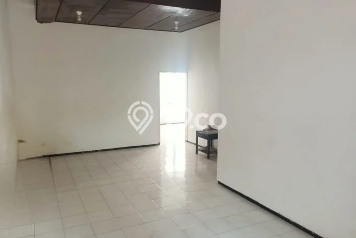 PROPERTI UNGGULAN! Rumah di , 4 KT, Lingkungan Premium, LT 264m2m² LB 200m2m² PROPERTI UNGGULAN! Rumah di , 4 KT, Lingkungan Premium, LT 264m2m² LB 200m2m²