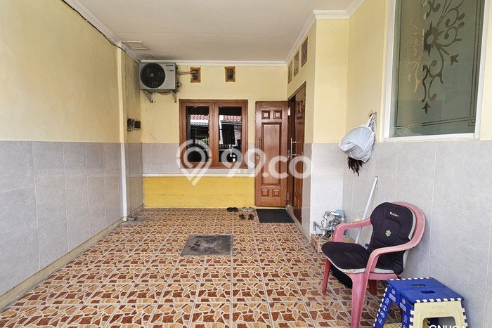 Hunian Cantik Minimalis Lb 180m2 di Rungkut, Surabaya Hunian Cantik Minimalis Lb 180m2 di Rungkut, Surabaya