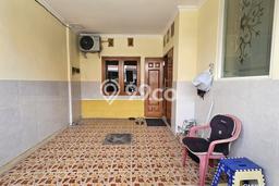 Hunian Cantik Minimalis Lb 180m2 di Rungkut, Surabaya Hunian Cantik Minimalis Lb 180m2 di Rungkut, Surabaya