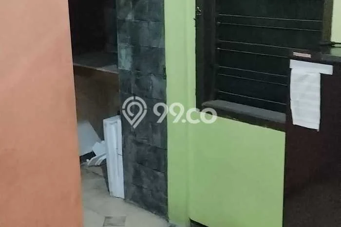 Lokasi strategis! Rumah siap pakai disewakan di Tenggilis Mejoyo LB 120m2 Lokasi strategis! Rumah siap pakai disewakan di Tenggilis Mejoyo LB 120m2