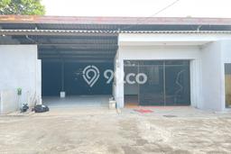 LOKASI POTENSIAL! Gudang Disewakan Kawasan Gayungan, Luas 50m², Ready Bisnis LOKASI POTENSIAL! Gudang Disewakan Kawasan Gayungan, Luas 50m², Ready Bisnis