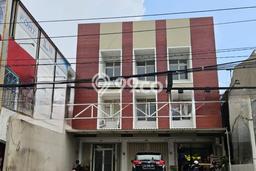 Dijual Ruko Strategis Kawasan , Luas 200m2m², Jalan Utama, Kawasan Komersial Dijual Ruko Strategis Kawasan , Luas 200m2m², Jalan Utama, Kawasan Komersial