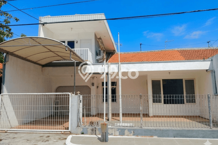 Rumah Bagus Siap Huni Di Rungkut Luas 200m2 Lokasi Strategis Rumah Bagus Siap Huni Di Rungkut Luas 200m2 Lokasi Strategis