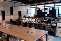 Sewa Office Space Soho Capital Luas 120,03m2 Furnished Siap Pakai Sewa Office Space Soho Capital Luas 120,03m2 Furnished Siap Pakai