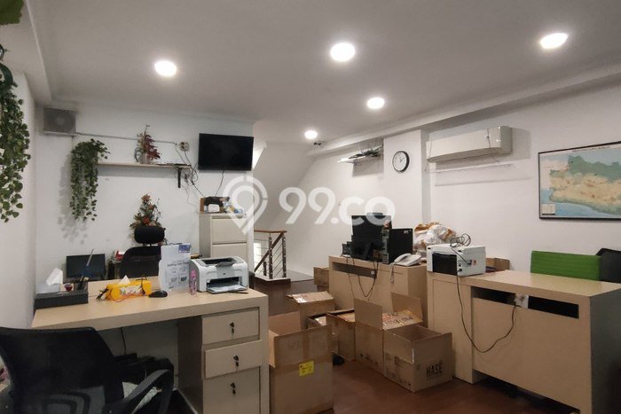 Untuk Dijual! Ruko di S Parman Jakarta Barat LT 81m2 / LB 324m2 Kawasan Bisnis Untuk Dijual! Ruko di S Parman Jakarta Barat LT 81m2 / LB 324m2 Kawasan Bisnis