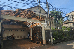 For Sale! Premium House LT 887m2 Desain Elegan di Kemang For Sale! Premium House LT 887m2 Desain Elegan di Kemang