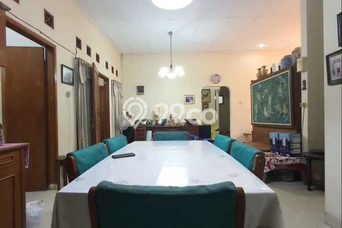 Ready to Use! Premium House LT 384m2 Desain Elegan di Ragunan Ready to Use! Premium House LT 384m2 Desain Elegan di Ragunan