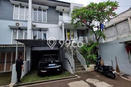 Dijual Rumah Premium dengan Fasilitas Sekitar Komplit di Cilandak, Jakarta Selatan Dijual Rumah Premium dengan Fasilitas Sekitar Komplit di Cilandak, Jakarta Selatan