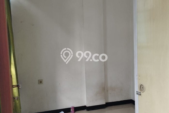 Rumah Kost untuk Dijual di Tambora dengan 16 KT, 16 KM, Luas 300m2 Rumah Kost untuk Dijual di Tambora dengan 16 KT, 16 KM, Luas 300m2