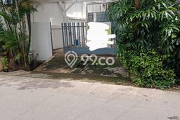 Siap Huni Rumah Mewah 3 Kamar di Mampang Prapatan Dekat ke Mana Pun Siap Huni Rumah Mewah 3 Kamar di Mampang Prapatan Dekat ke Mana Pun