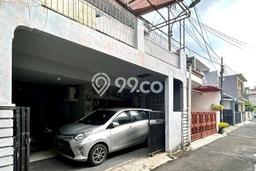 Rumah Modern Cantik 5 KT Bisa Langsung Pindah di Tebet Rumah Modern Cantik 5 KT Bisa Langsung Pindah di Tebet