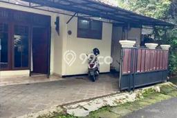 Disewakan Segera Rumah Kondisi Baik di Area Tebet, Jakarta Selatan Disewakan Segera Rumah Kondisi Baik di Area Tebet, Jakarta Selatan