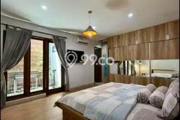 Lokasi strategis! Rumah siap huni disewakan di Tebet LB 262m2 Lokasi strategis! Rumah siap huni disewakan di Tebet LB 262m2