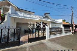 Rumah area Tebet, 4 KM, Lingkungan Strategis, Luas 207m² LB 210m² Rumah area Tebet, 4 KM, Lingkungan Strategis, Luas 207m² LB 210m²