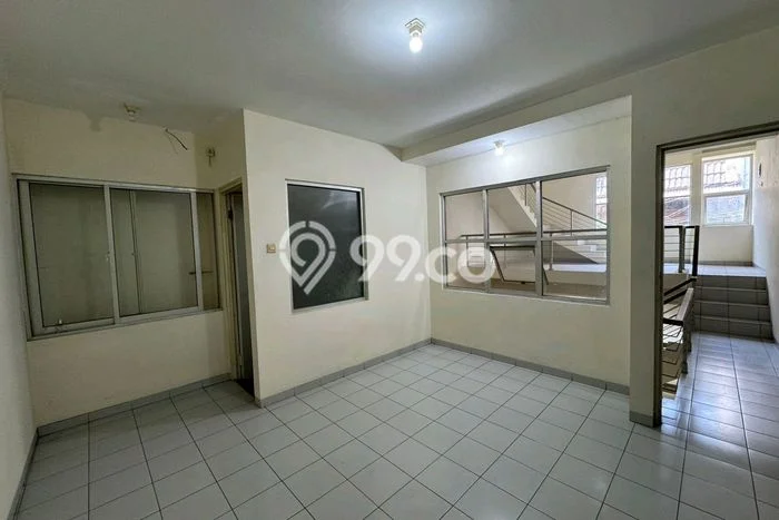 Rumah Disewakan Jakarta Barat LT 55m2 LB 137m2 Area Tanjung Duren Rumah Disewakan Jakarta Barat LT 55m2 LB 137m2 Area Tanjung Duren